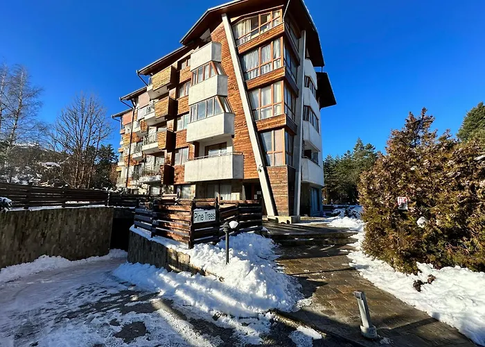 At The Foot Of Pirin Apartman *
